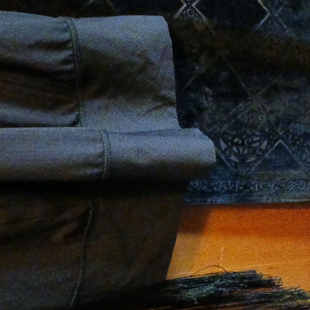 Lululemon Top - Picture 5 of 8